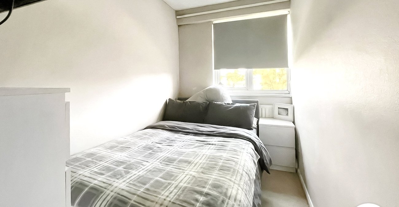 3 bedroom house to rent in Dartford | Robinson Jackson