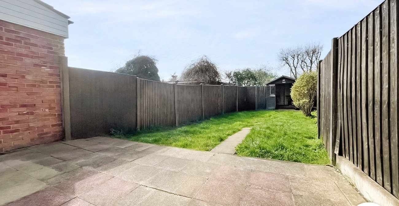 3 bedroom house to rent in Dartford | Robinson Jackson