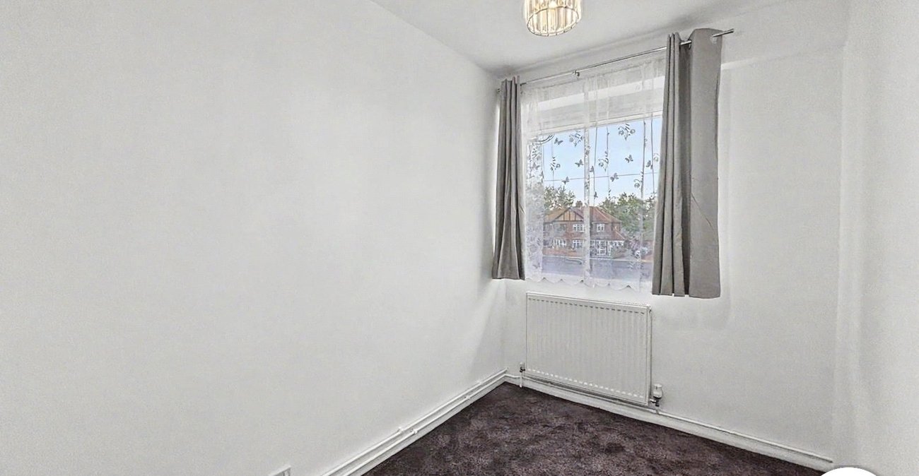 3 bedroom house to rent in Dartford | Robinson Jackson