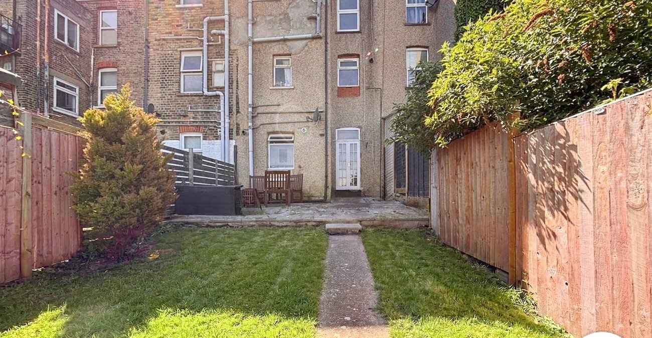 1 bedroom property to rent in Dartford | Robinson Jackson