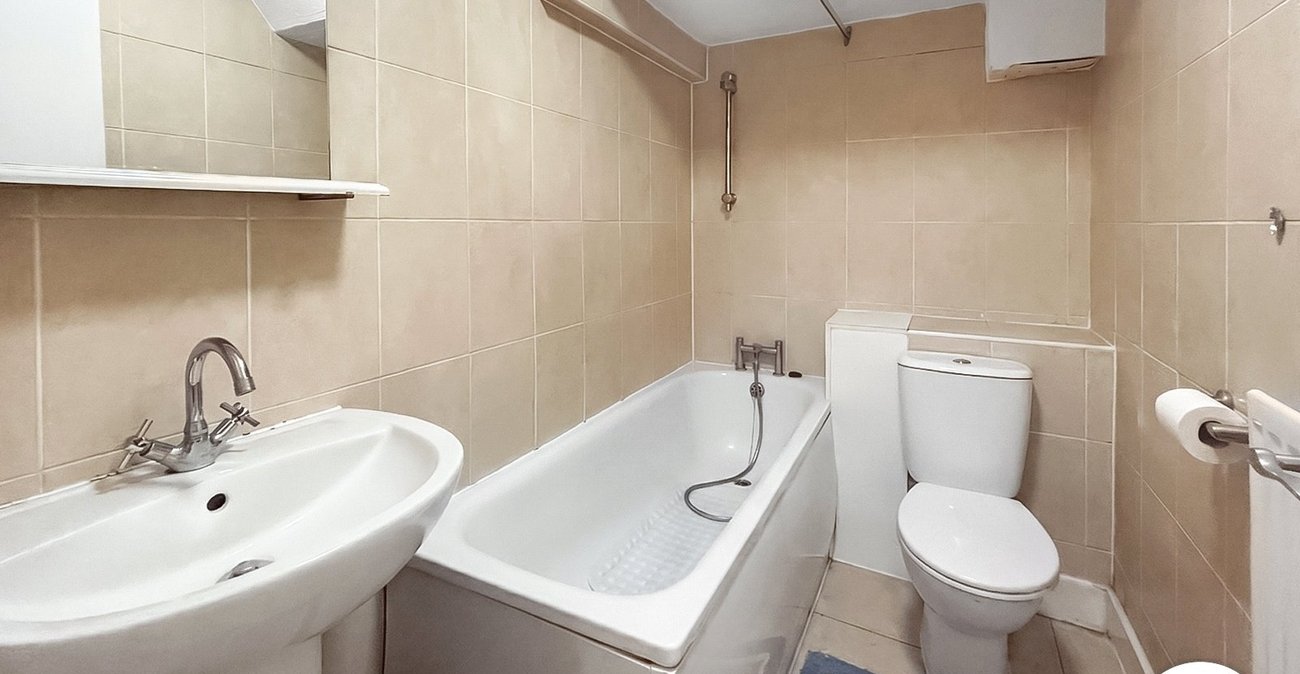 1 bedroom property to rent in Dartford | Robinson Jackson