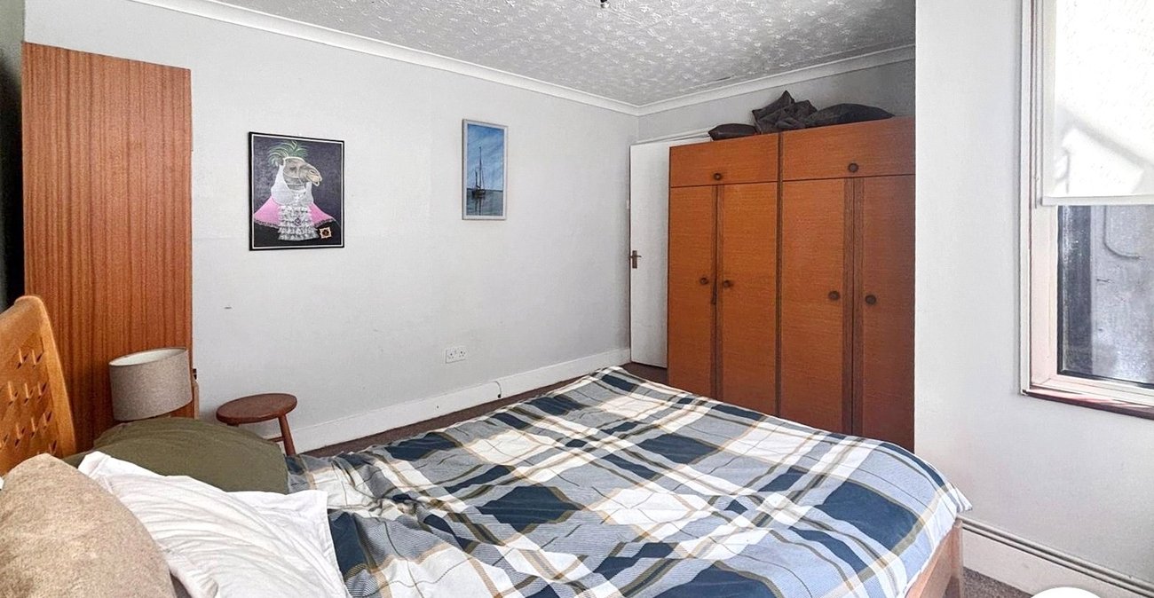 1 bedroom property to rent in Dartford | Robinson Jackson