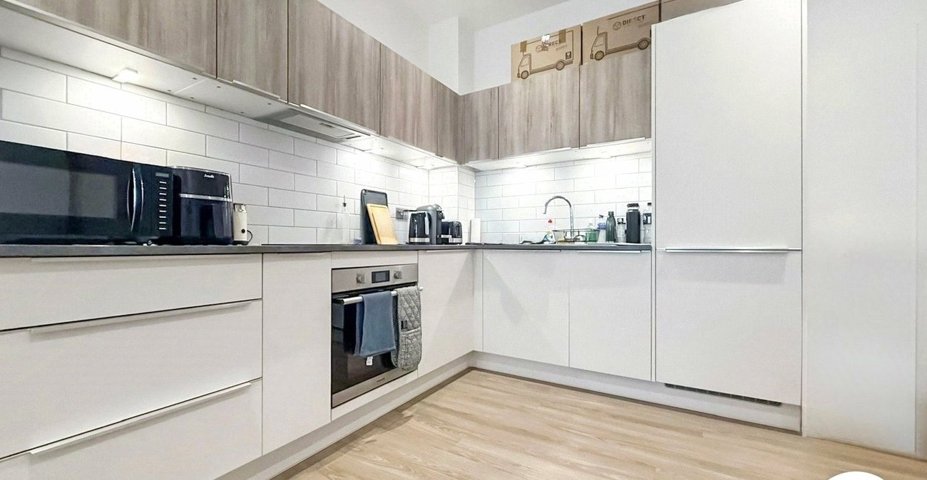 1 bedroom property to rent in Chatham Maritime | Robinson Michael & Jackson