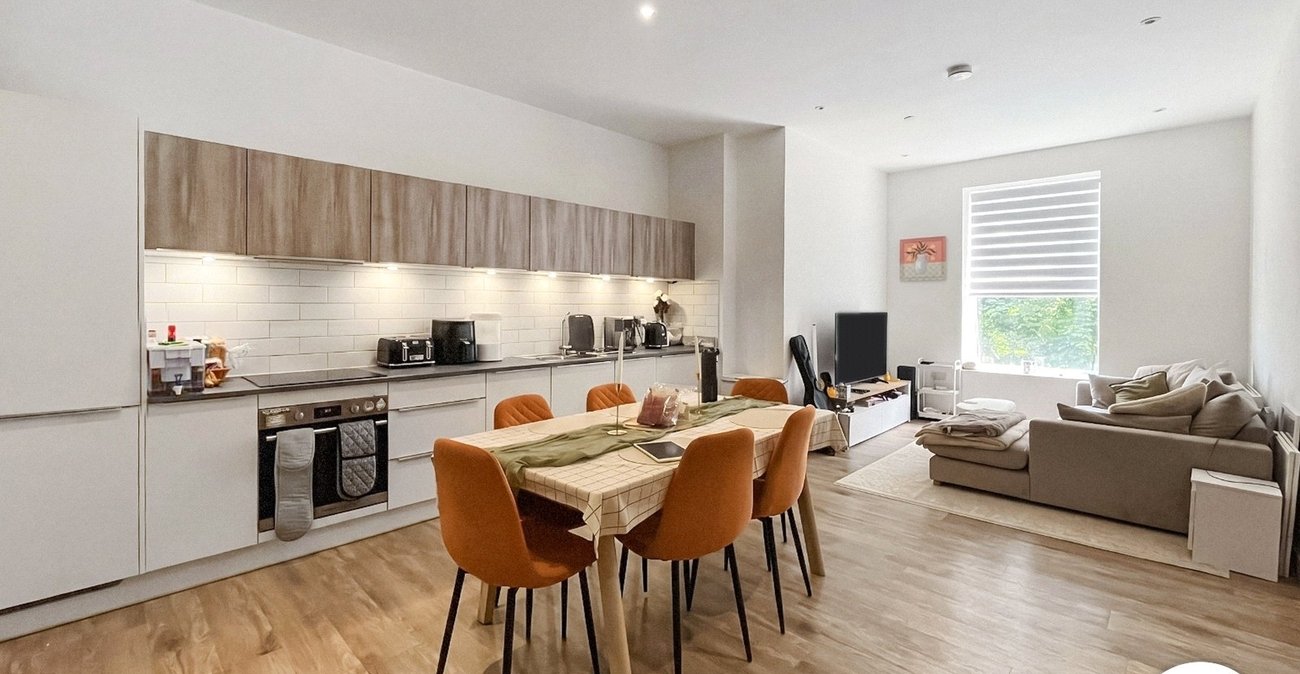 1 bedroom property to rent in Chatham Maritime | Robinson Michael & Jackson