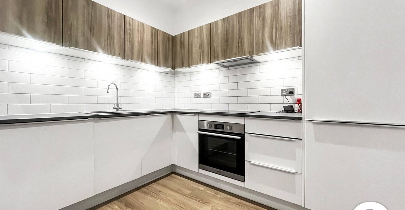 1 bedroom property to rent in Chatham Maritime | Robinson Michael & Jackson