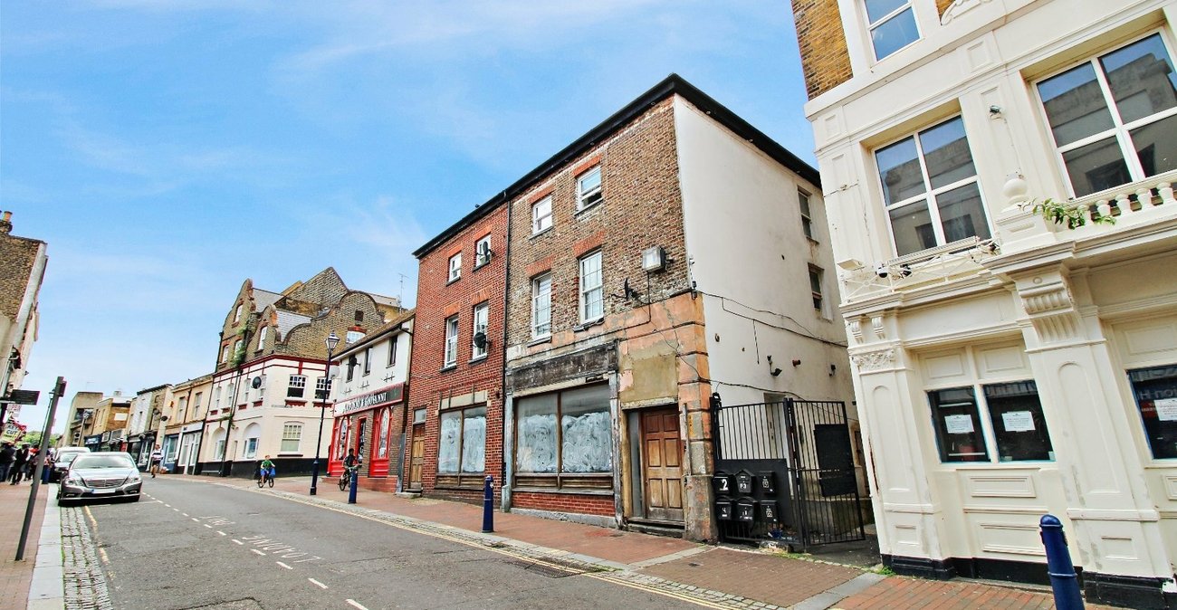 1 bedroom property to rent in Gravesend | Robinson Michael & Jackson