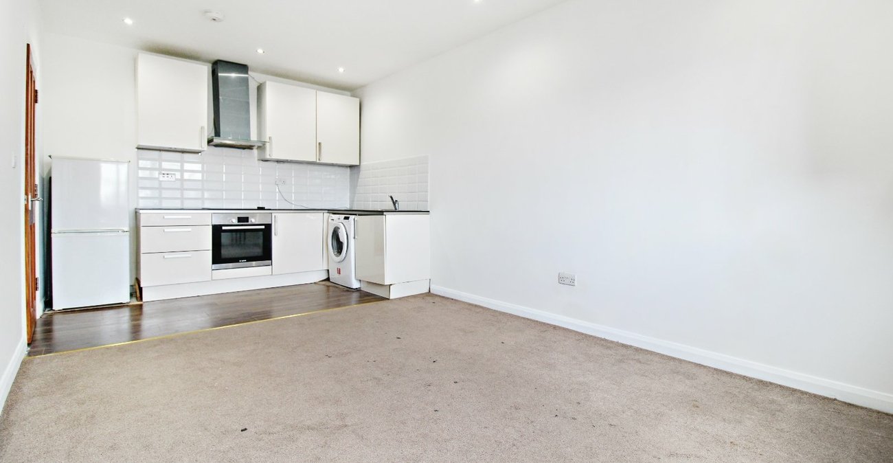1 bedroom property to rent in Gravesend | Robinson Michael & Jackson