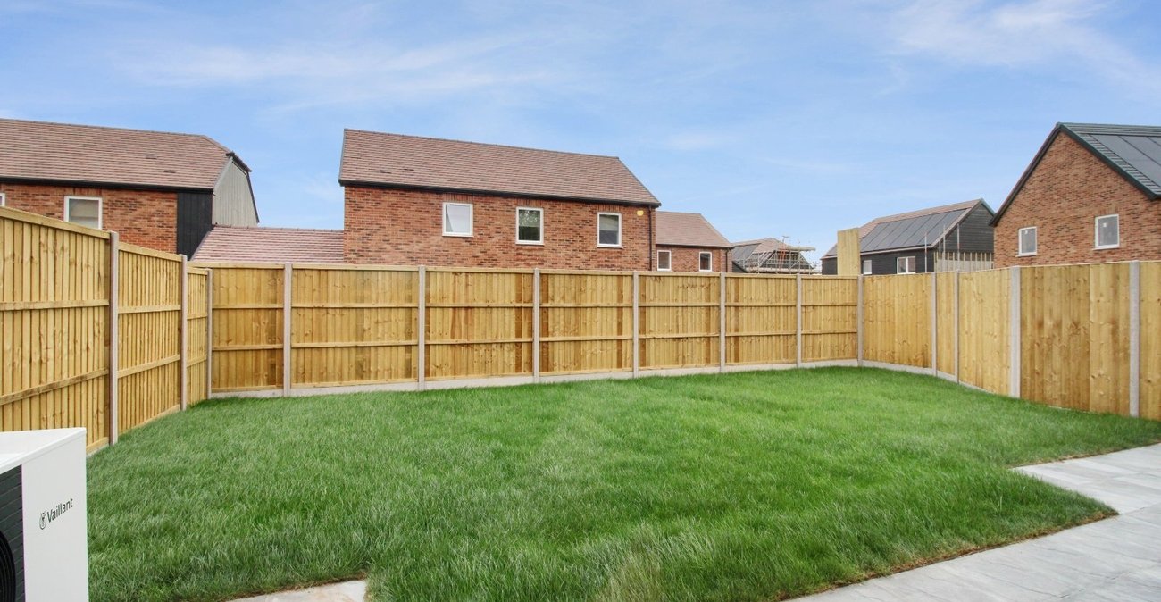 4 bedroom house to rent in Alkerden | Robinson Michael & Jackson