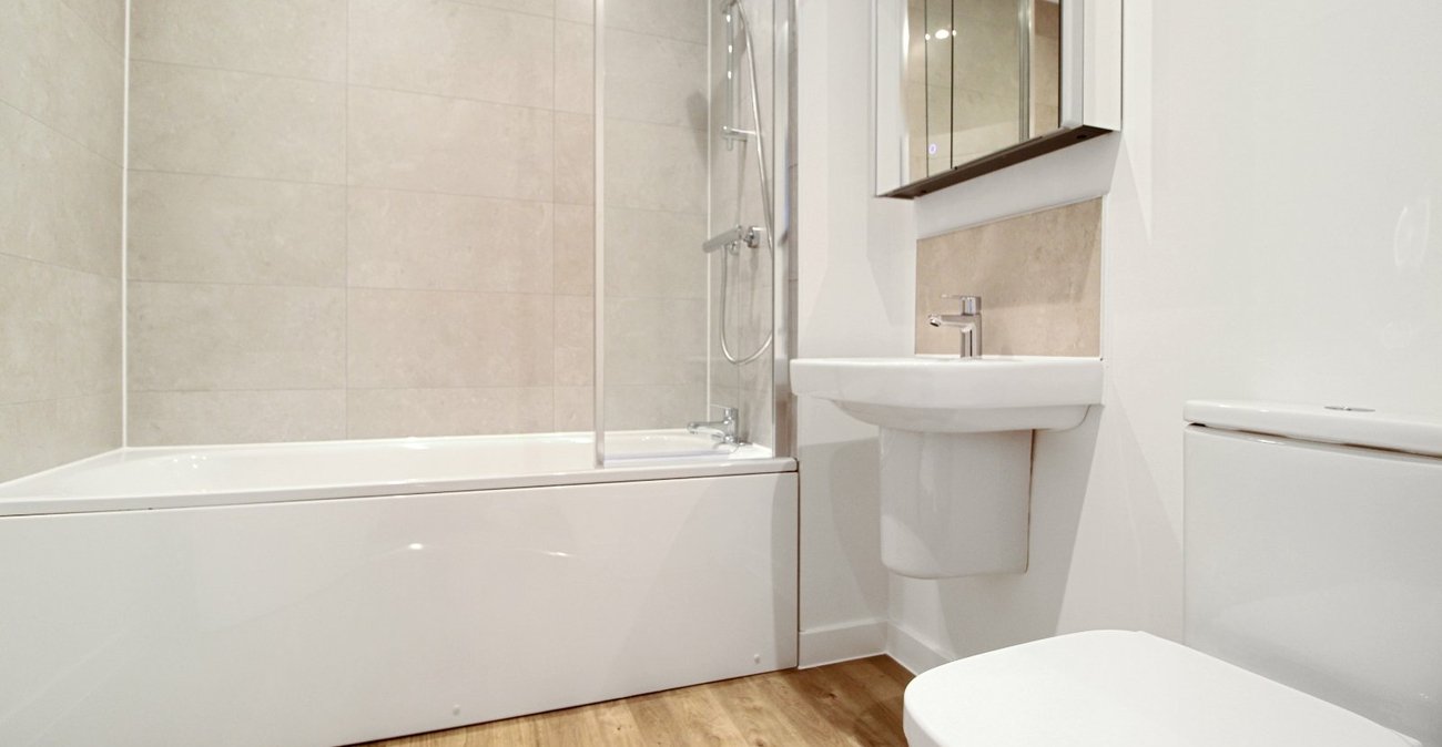 4 bedroom house to rent in Alkerden | Robinson Michael & Jackson