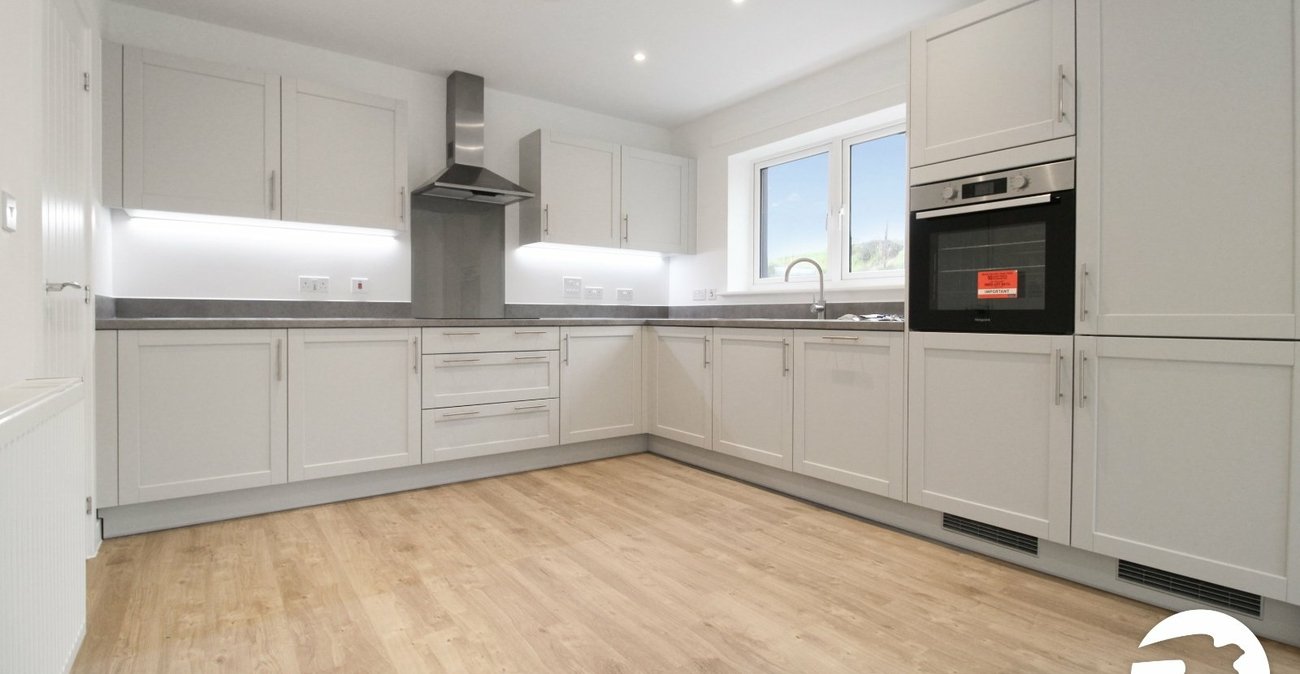 3 bedroom house to rent in Alkerden | Robinson Michael & Jackson