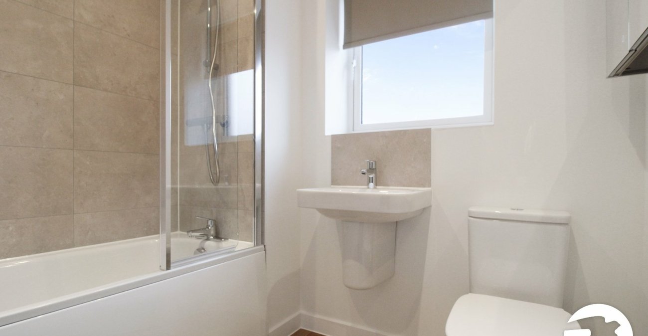 3 bedroom house to rent in Alkerden | Robinson Michael & Jackson