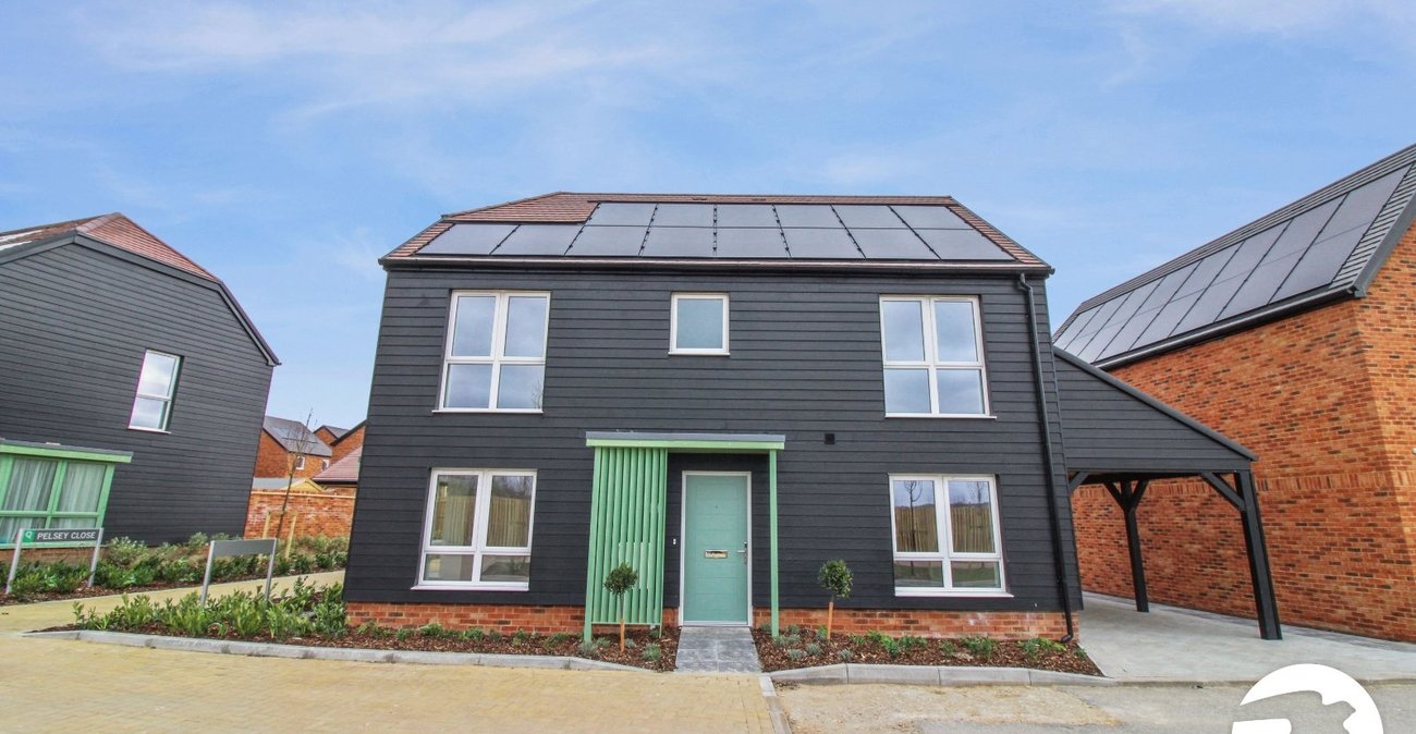 4 bedroom house to rent in Alkerden | Robinson Michael & Jackson