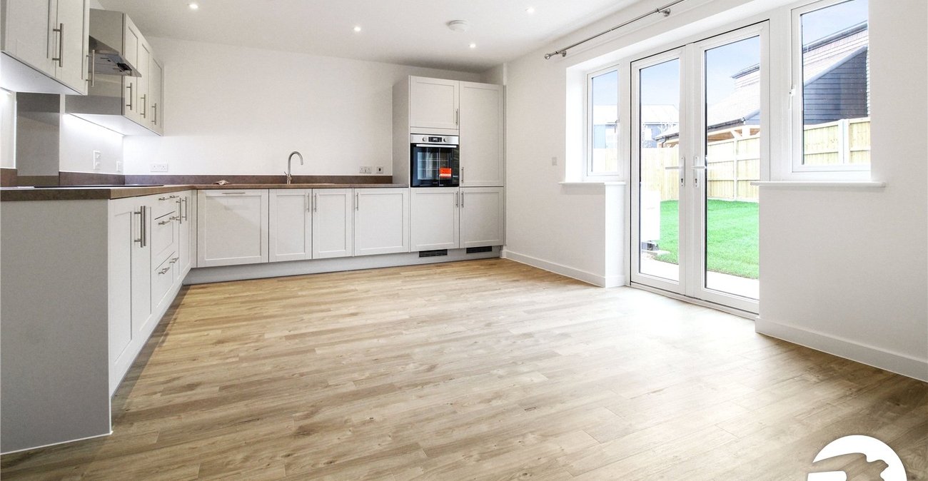 4 bedroom house to rent in Alkerden | Robinson Michael & Jackson