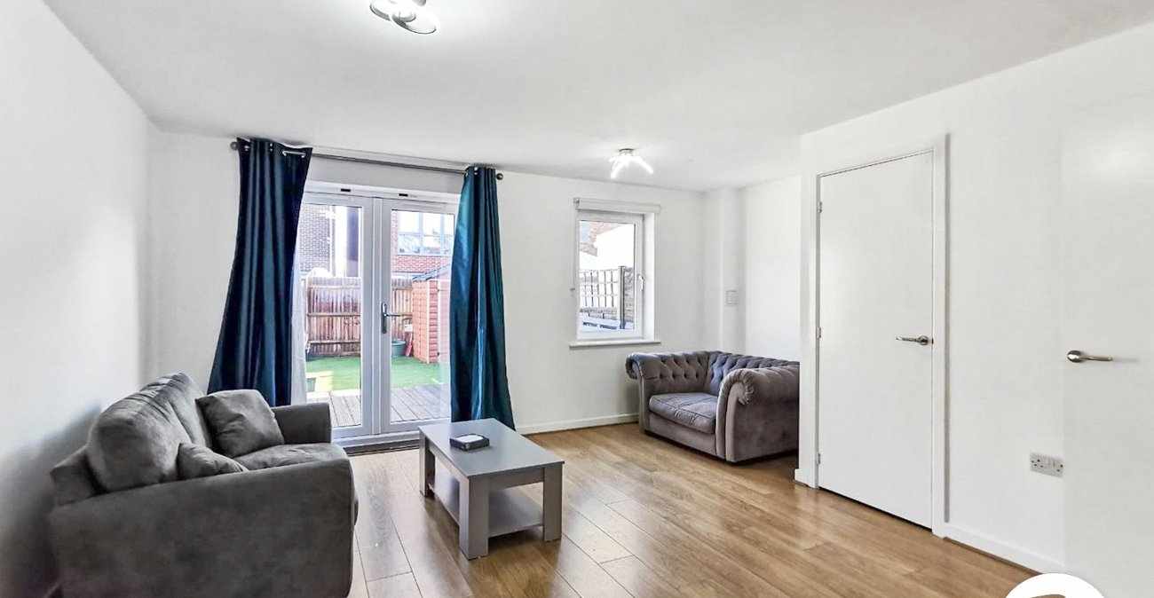 2 bedroom house to rent in Dartford | Robinson Jackson