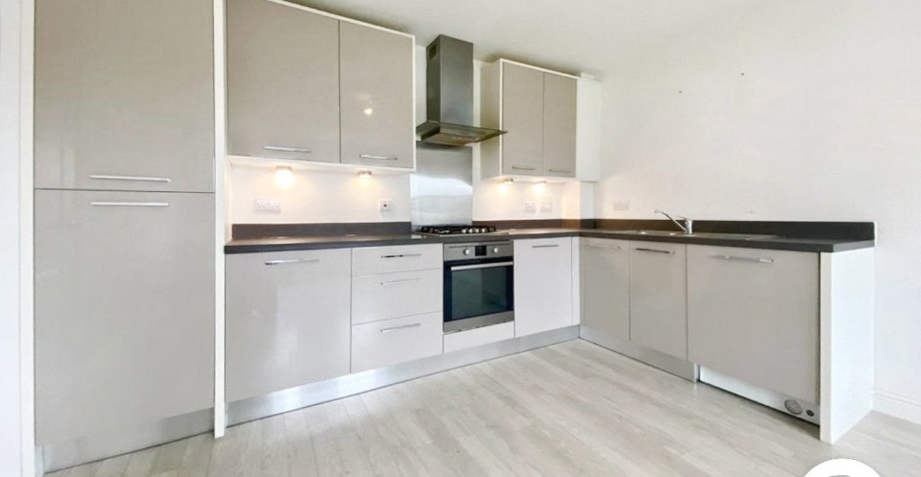 2 bedroom property to rent in Erith | Robinson Jackson