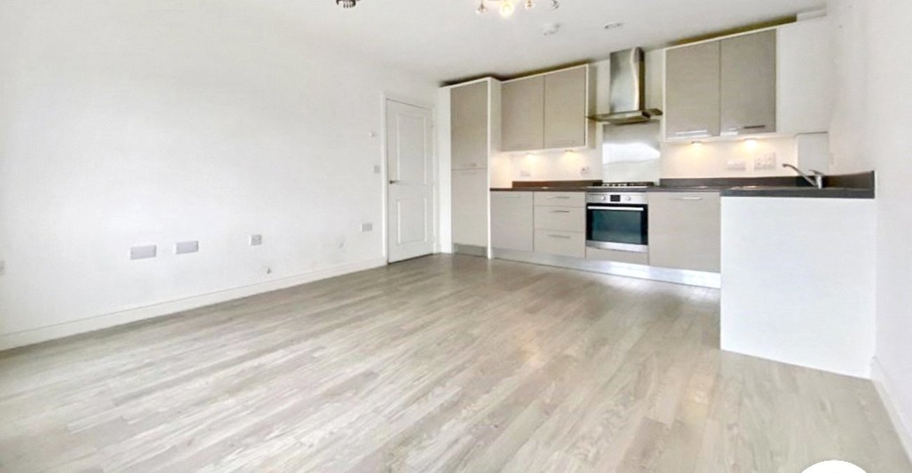 2 bedroom property to rent in Erith | Robinson Jackson