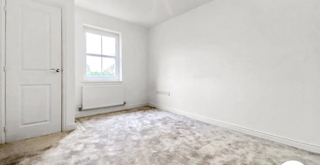 2 bedroom property to rent in Erith | Robinson Jackson