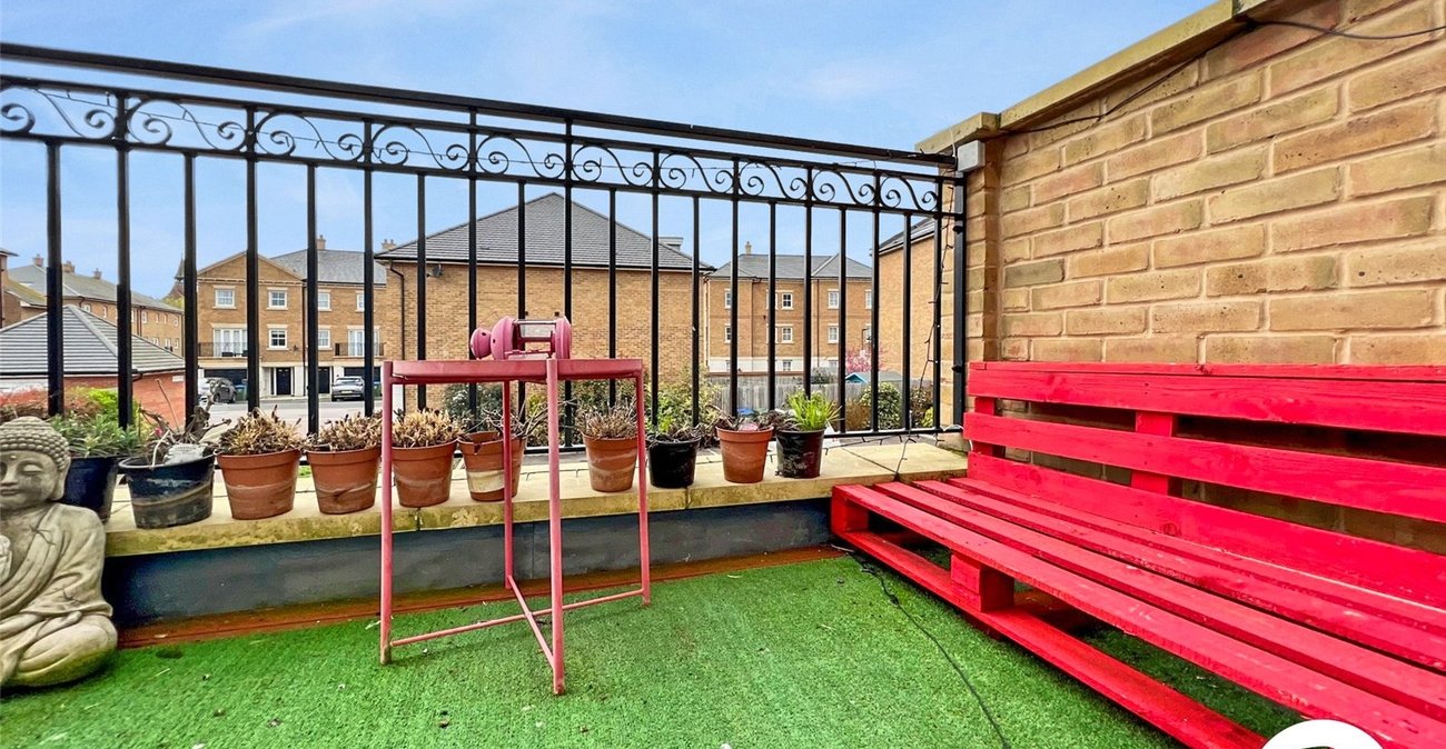 4 bedroom property to rent in Erith | Robinson Jackson