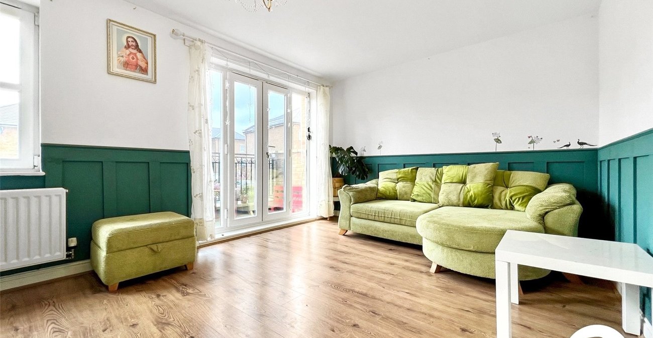 4 bedroom property to rent in Erith | Robinson Jackson