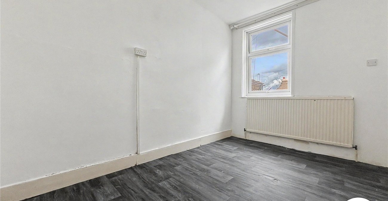 3 bedroom house to rent in Gillingham | Robinson Michael & Jackson