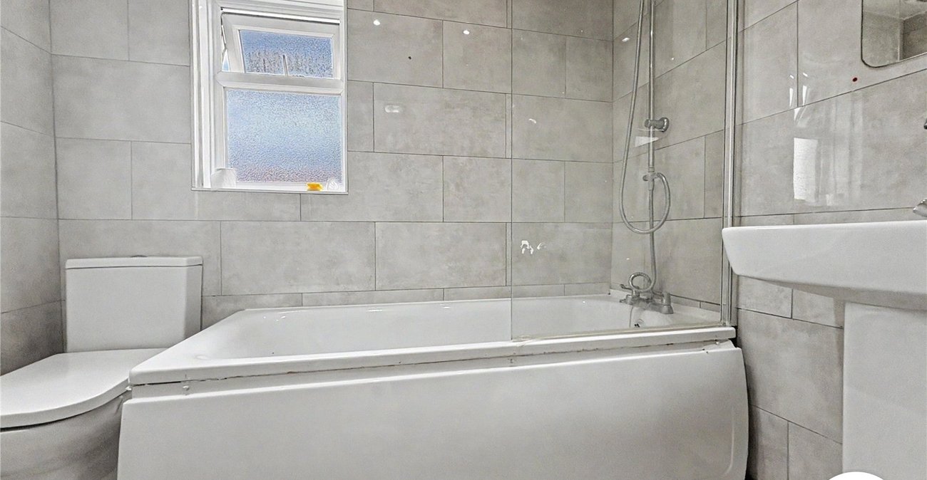 3 bedroom house to rent in Gillingham | Robinson Michael & Jackson