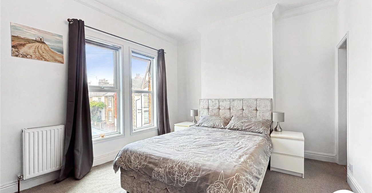 2 bedroom property to rent in Maidstone | Robinson Michael & Jackson