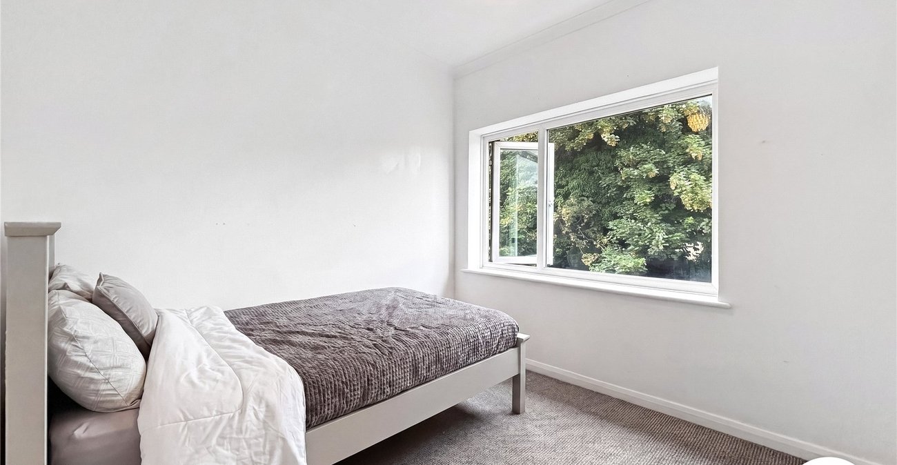 2 bedroom property to rent in Maidstone | Robinson Michael & Jackson