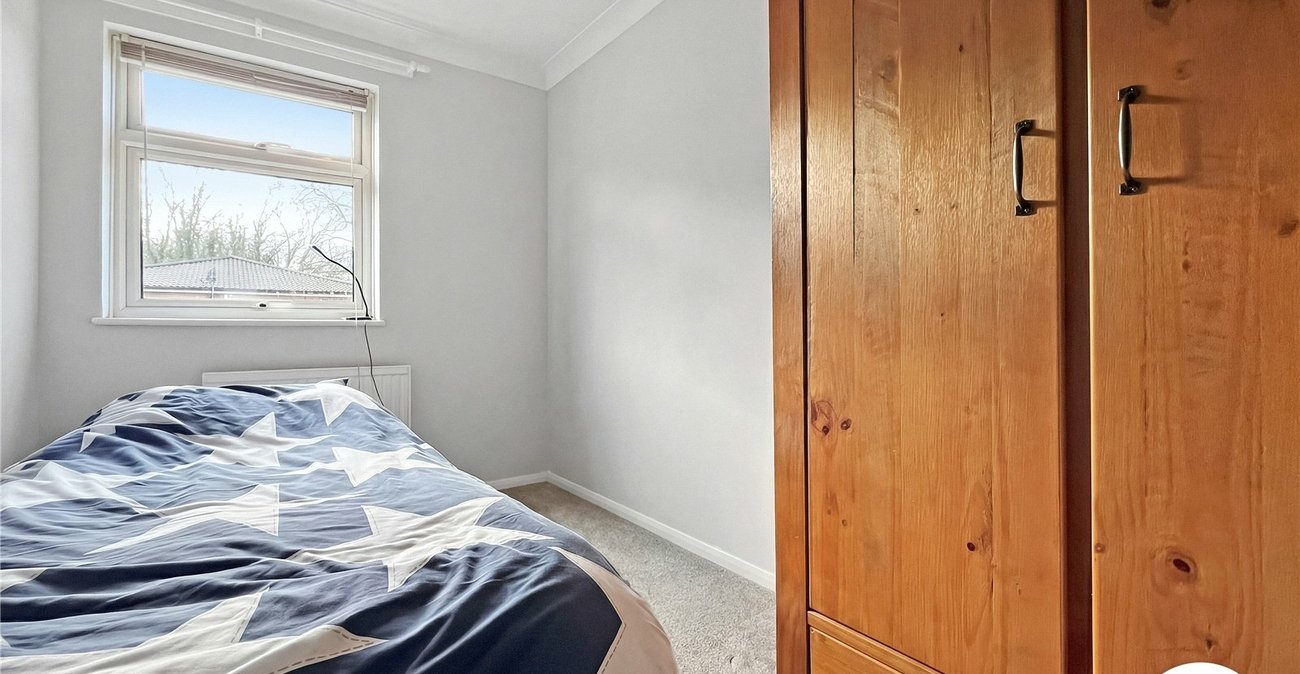 2 bedroom property to rent in Gillingham | Robinson Michael & Jackson