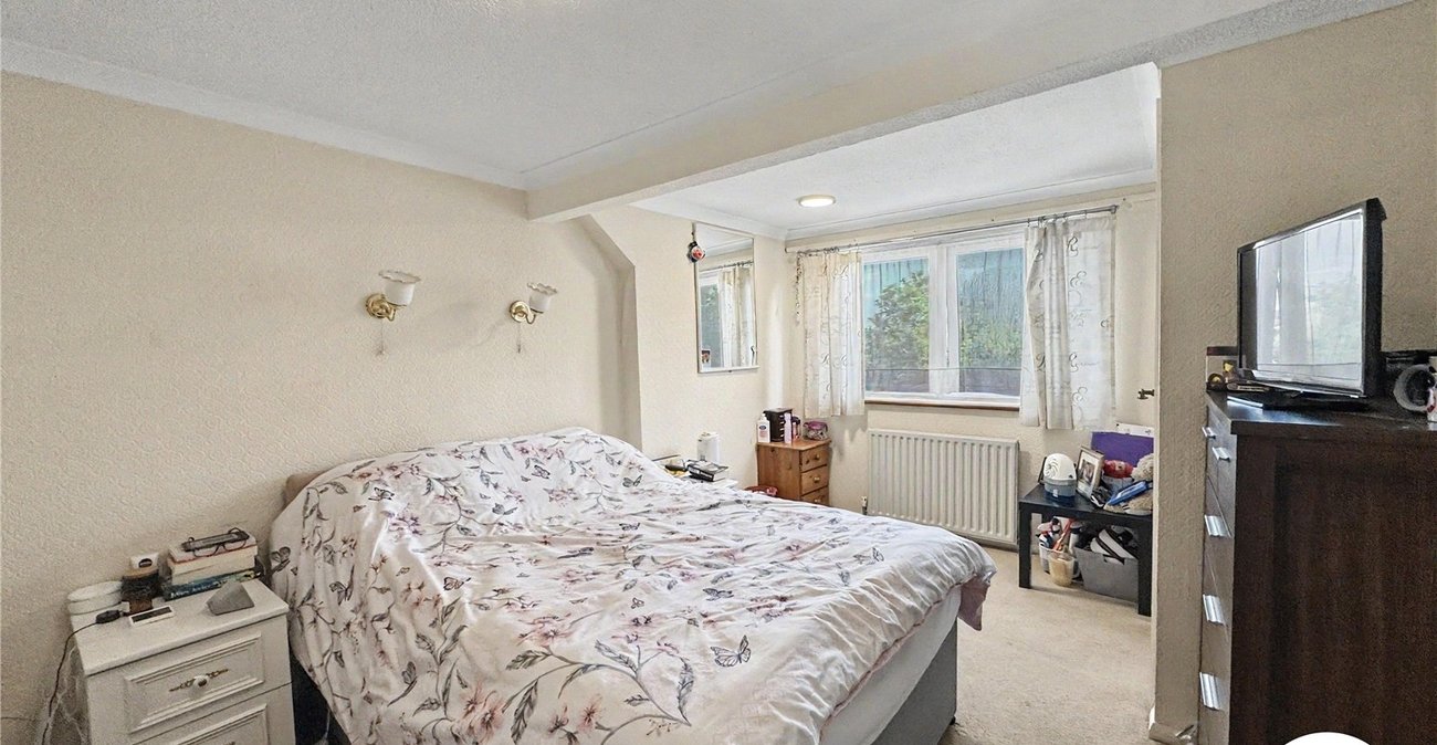 4 bedroom house to rent in Avery Hill | Robinson Jackson