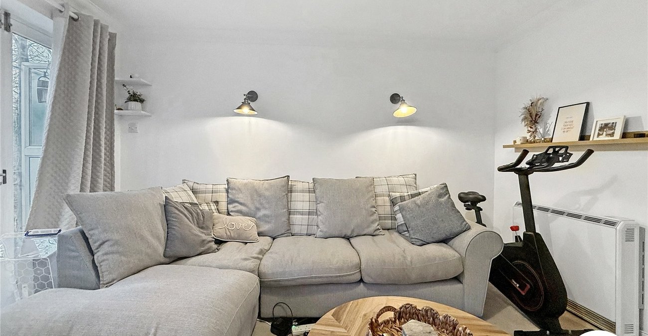 2 bedroom property to rent in Maidstone | Robinson Michael & Jackson