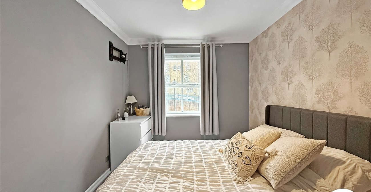 2 bedroom property to rent in Maidstone | Robinson Michael & Jackson