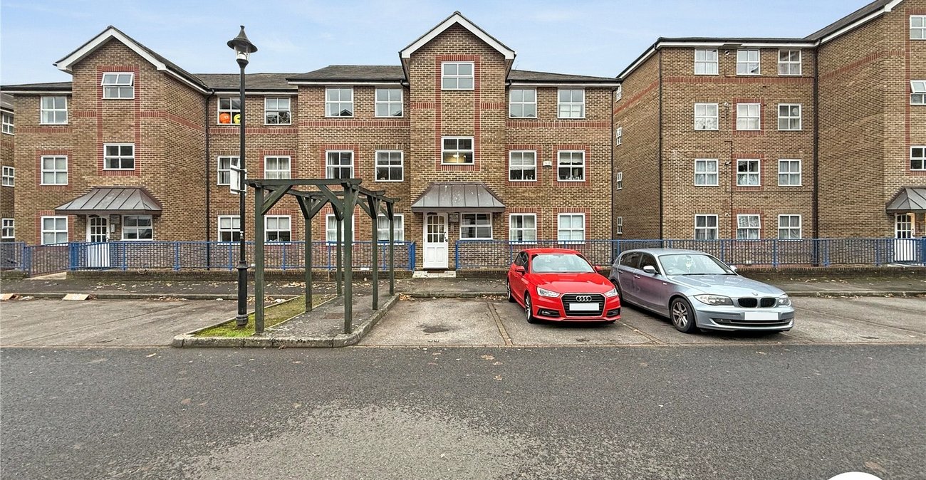 2 bedroom property to rent in Maidstone | Robinson Michael & Jackson