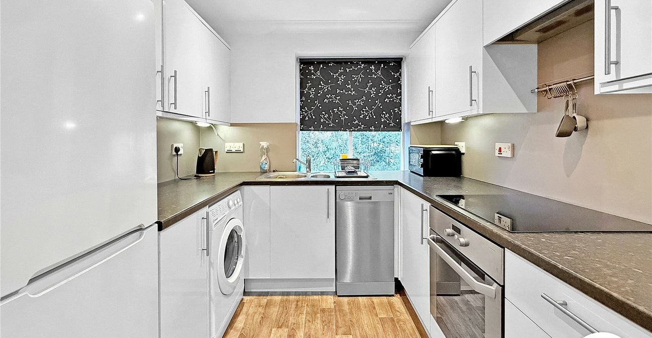 2 bedroom property to rent in Maidstone | Robinson Michael & Jackson