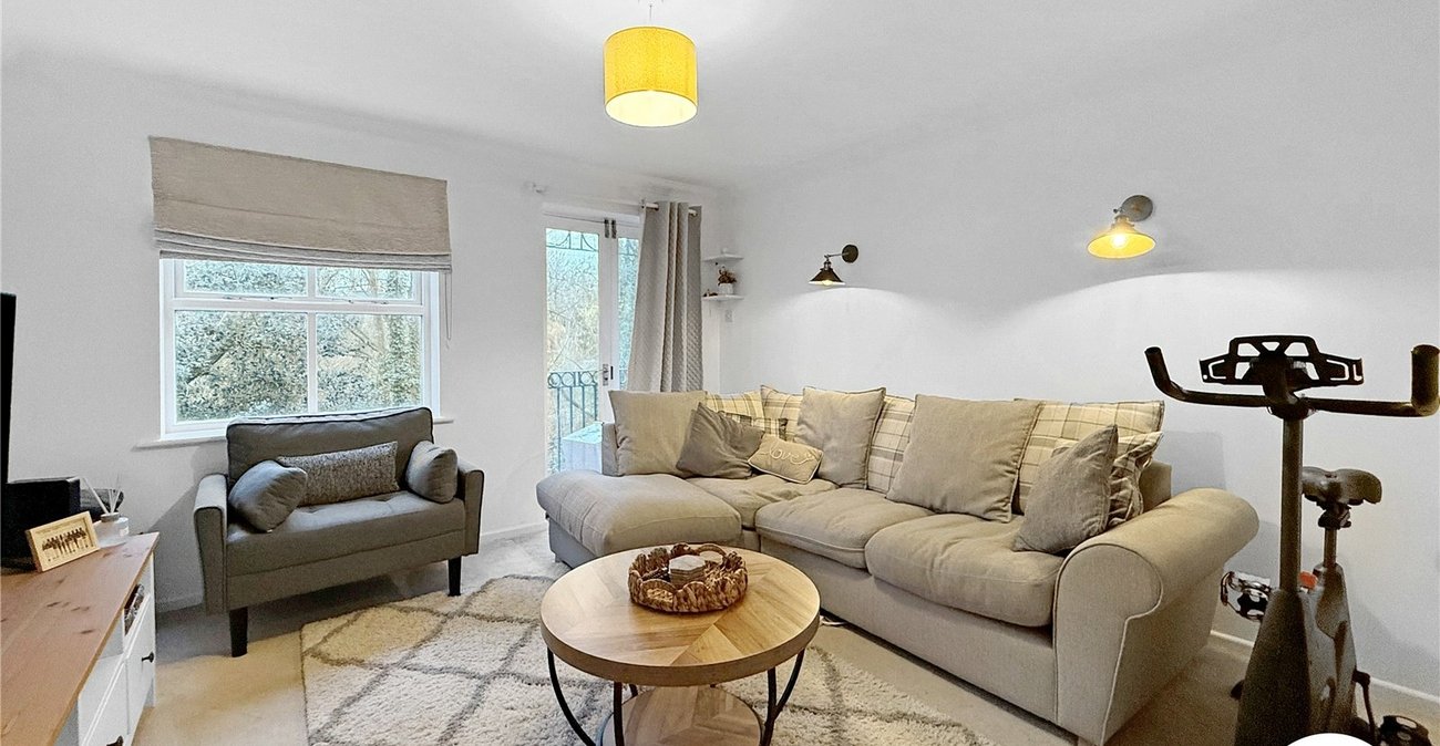 2 bedroom property to rent in Maidstone | Robinson Michael & Jackson
