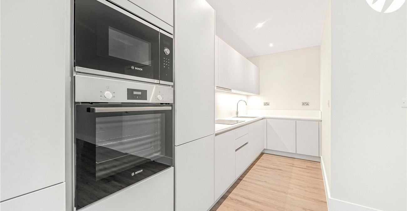 1 bedroom property to rent in 154 Crayford Road | Robinson Jackson