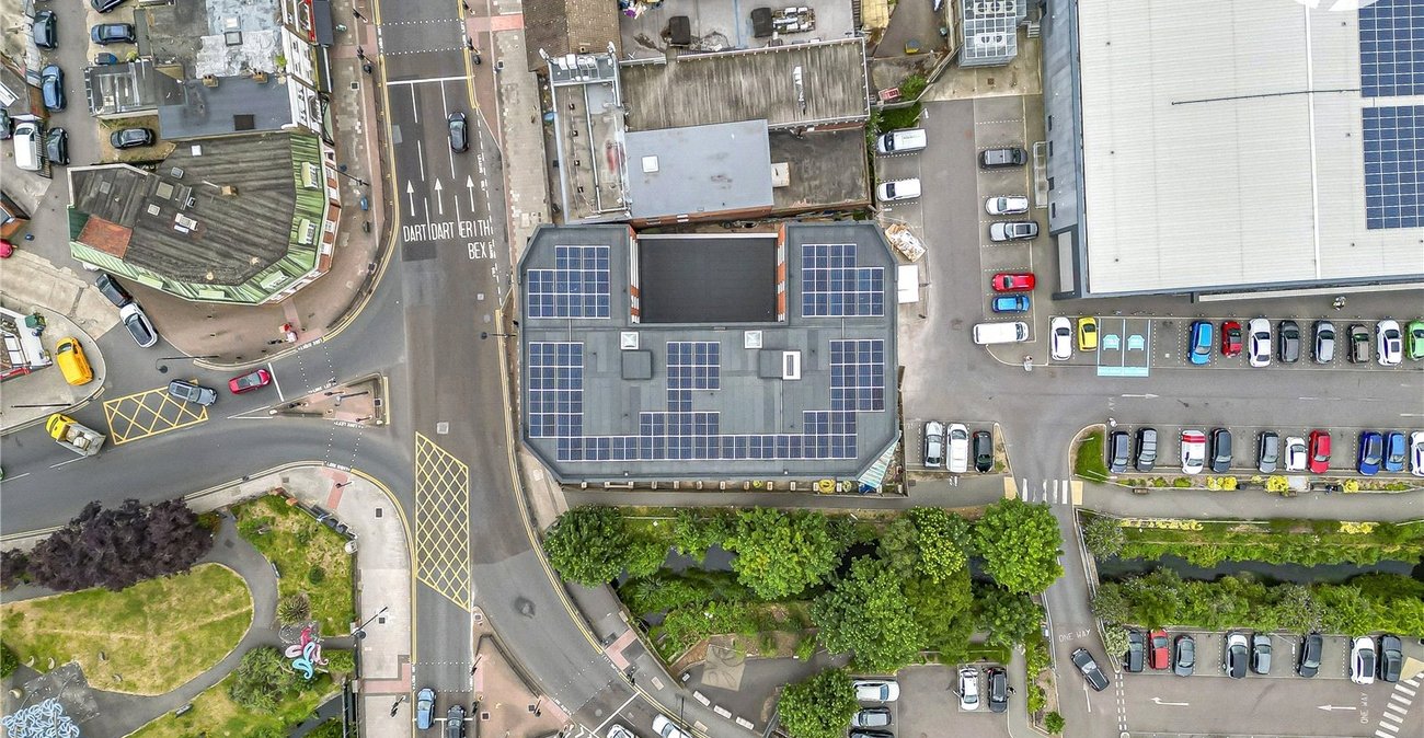 2 bedroom property to rent in 154 Crayford Road | Robinson Jackson