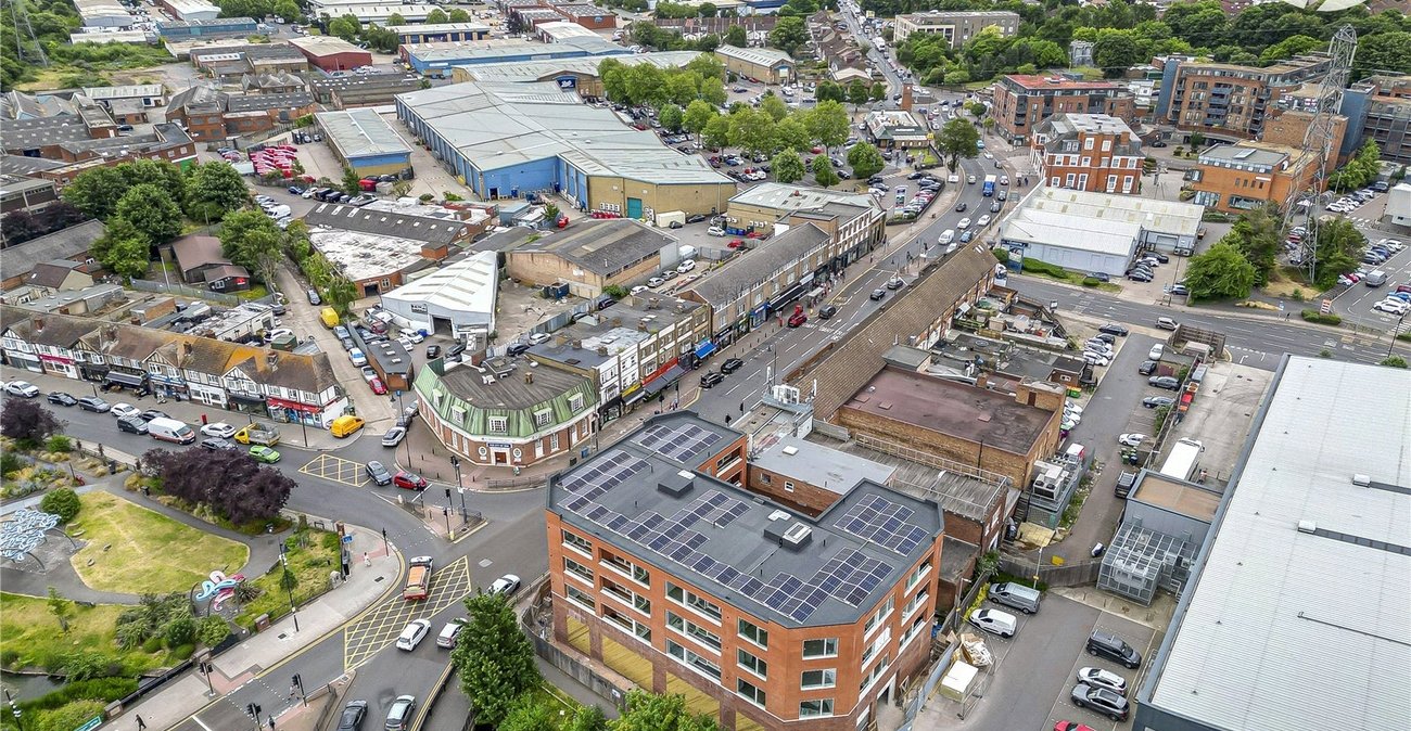 2 bedroom property to rent in 154 Crayford Road | Robinson Jackson