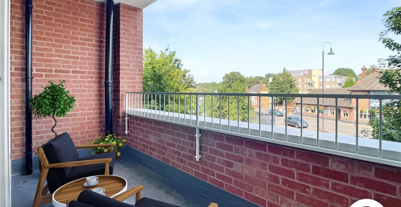 1 bedroom property to rent in 154 Crayford Road | Robinson Jackson