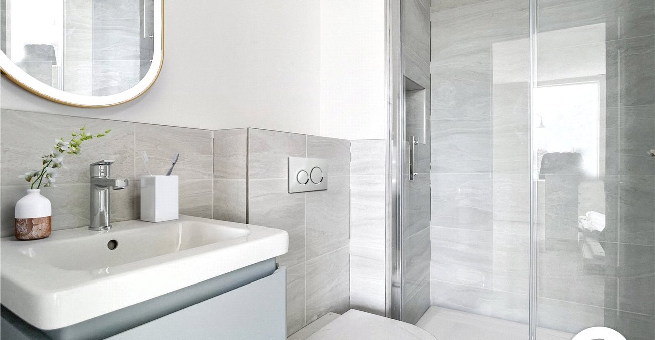 1 bedroom property to rent in 154 Crayford Road | Robinson Jackson