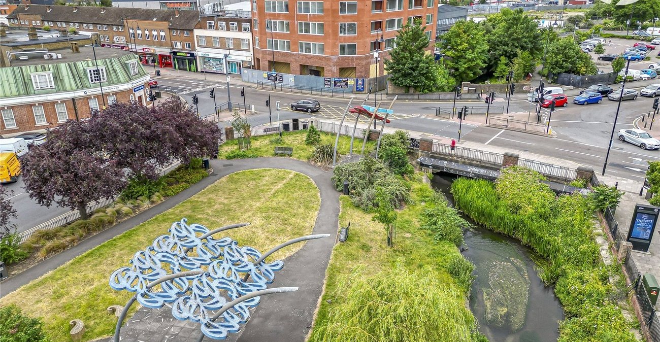 1 bedroom property to rent in 154 Crayford Road | Robinson Jackson