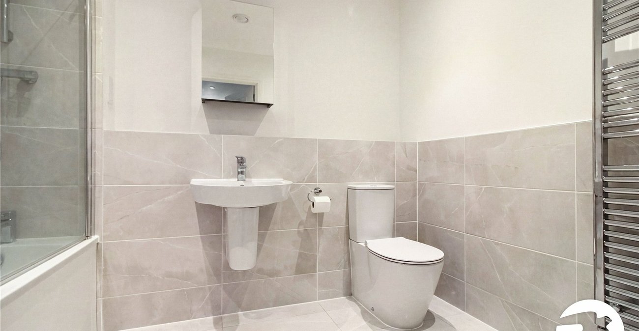 2 bedroom property to rent in Weldon | Robinson Michael & Jackson