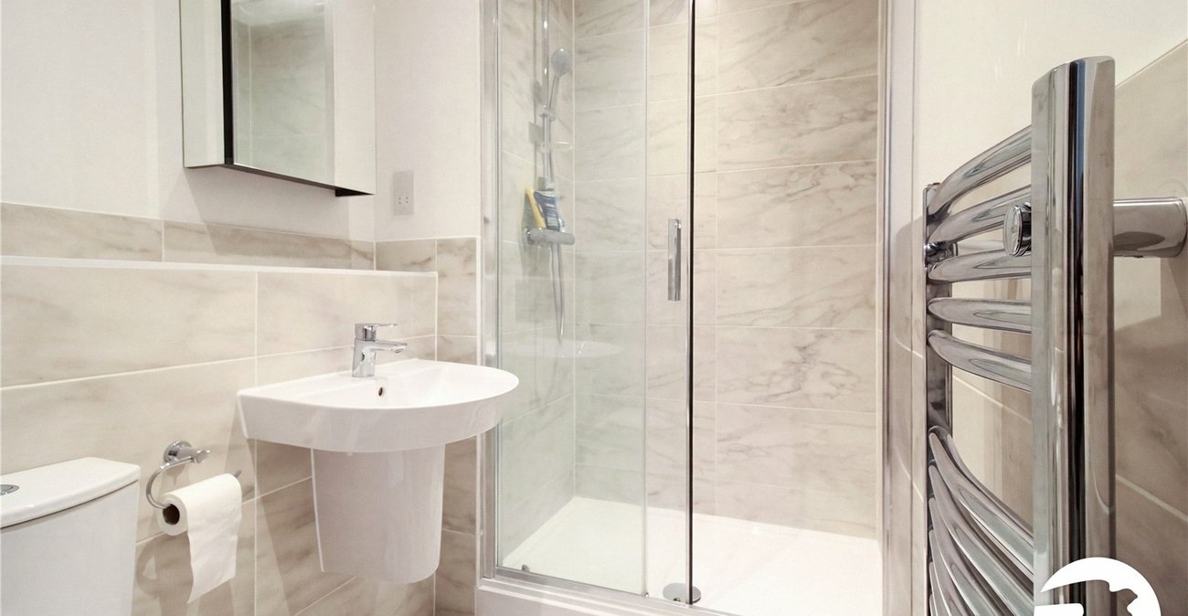 2 bedroom property to rent in Weldon | Robinson Michael & Jackson