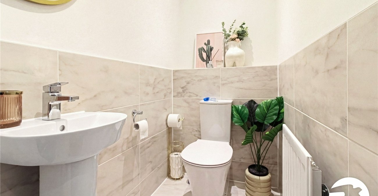 2 bedroom property to rent in Weldon | Robinson Michael & Jackson