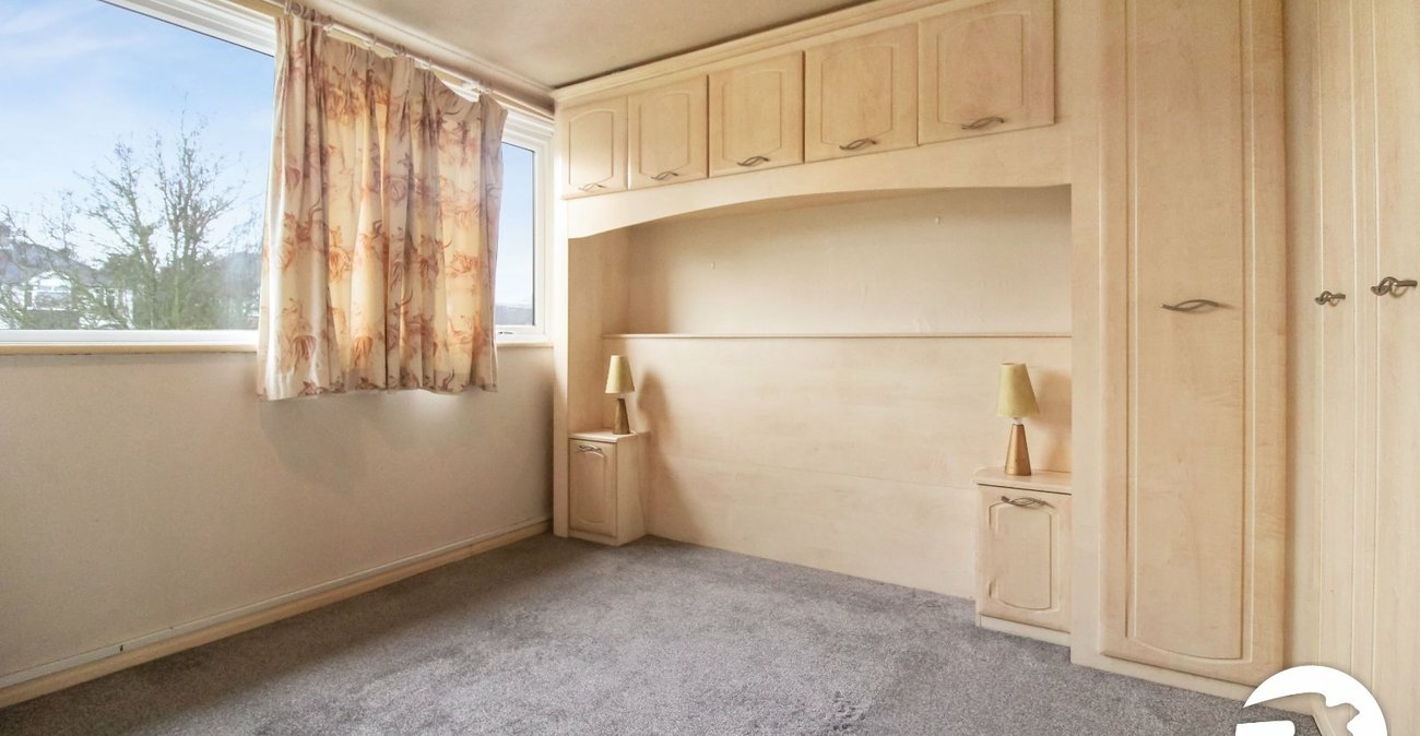 3 bedroom house to rent in Gravesend | Robinson Michael & Jackson