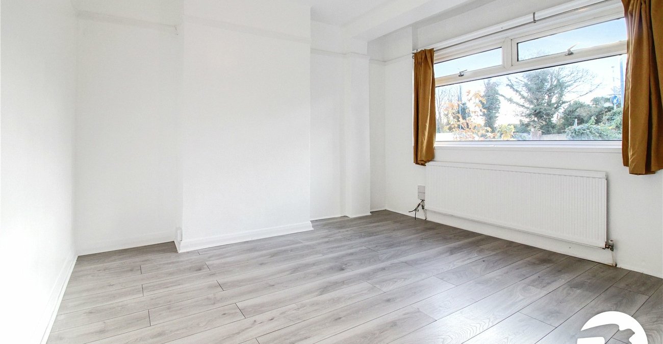 3 bedroom house to rent in Gravesend | Robinson Michael & Jackson