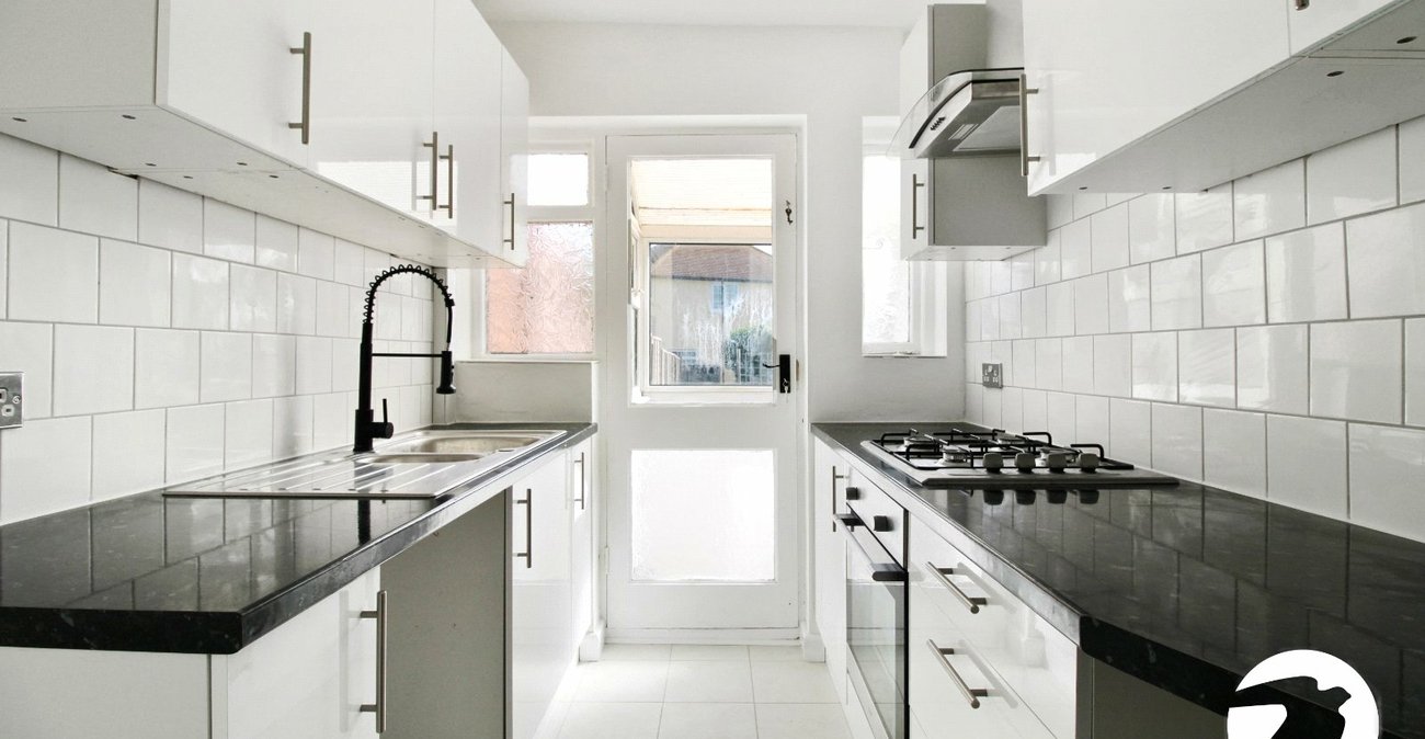 3 bedroom house to rent in Gravesend | Robinson Michael & Jackson