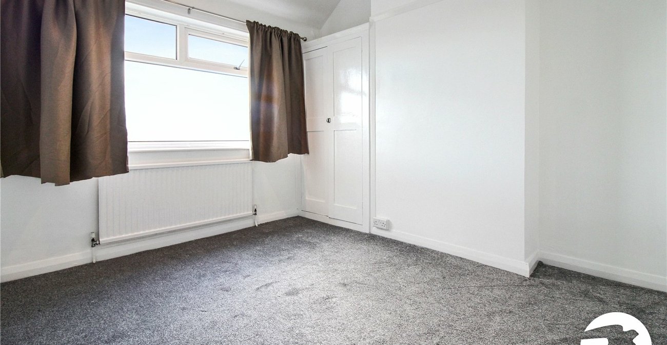 3 bedroom house to rent in Gravesend | Robinson Michael & Jackson