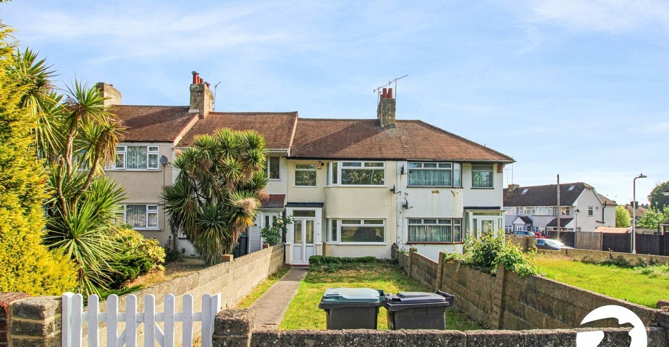 3 bedroom house to rent in Gravesend | Robinson Michael & Jackson