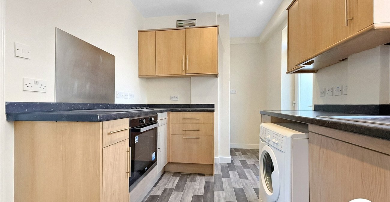 3 bedroom house to rent in Lewisham | Robinson Jackson