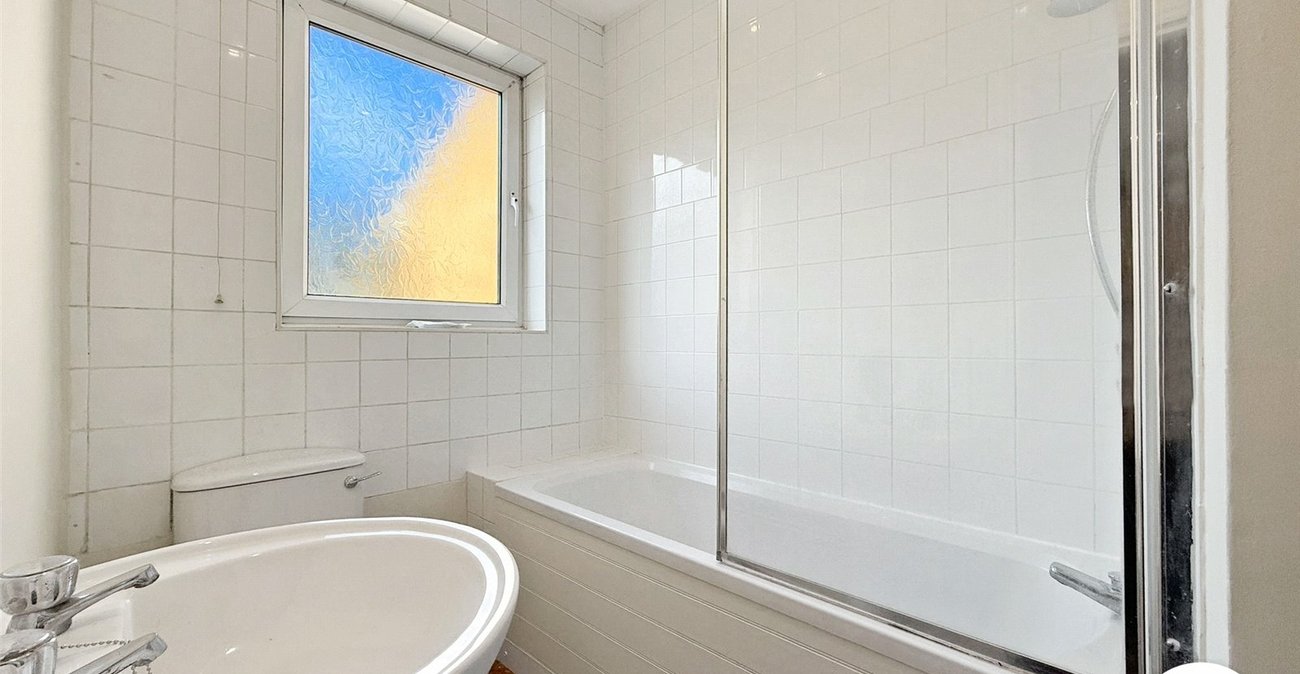 3 bedroom house to rent in Lewisham | Robinson Jackson